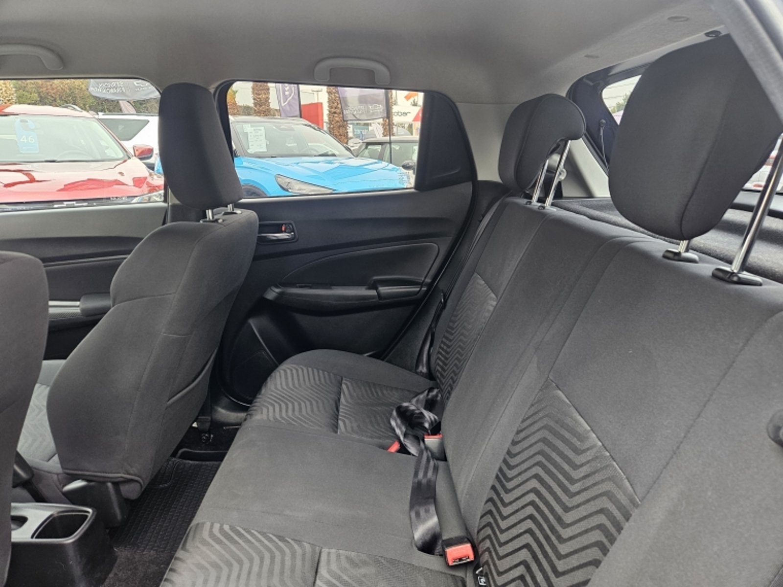 Suzuki SWIFT GLX 1.2 MT 2023 - Imagen 8 de 20