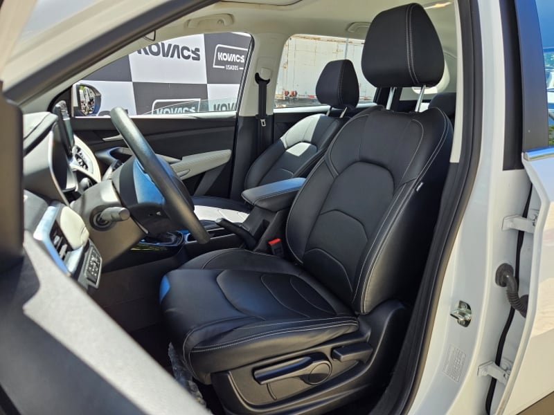 Chevrolet CAPTIVA 1.5 LTZ AT 2024 - Imagen 12 de 19