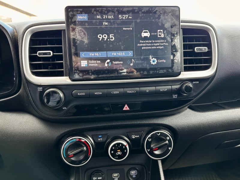 Hyundai VENUE 1.6 QX PLUS MT 2021 - Imagen 13 de 18