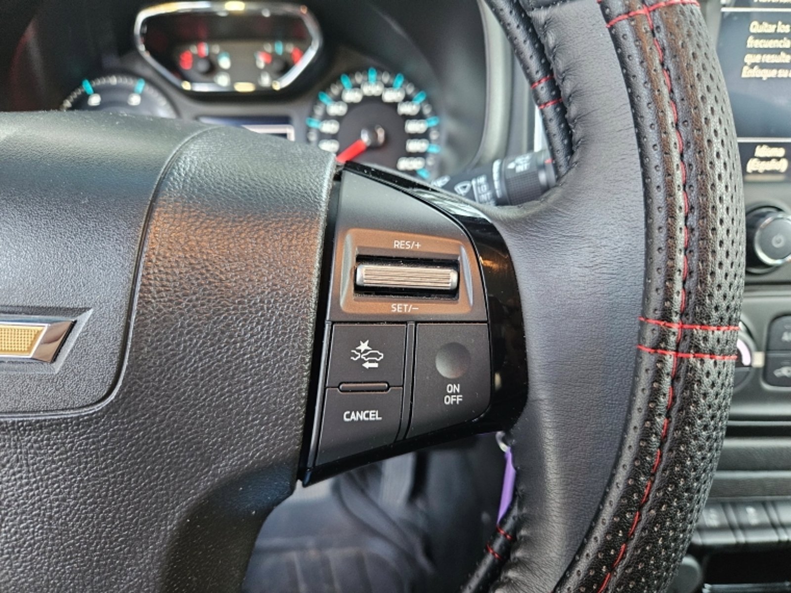 CHEVROLET COLORADO 2.8 HIGH COUNTRY AT  4X4  DIESEL 2023 - Imagen 9 de 11