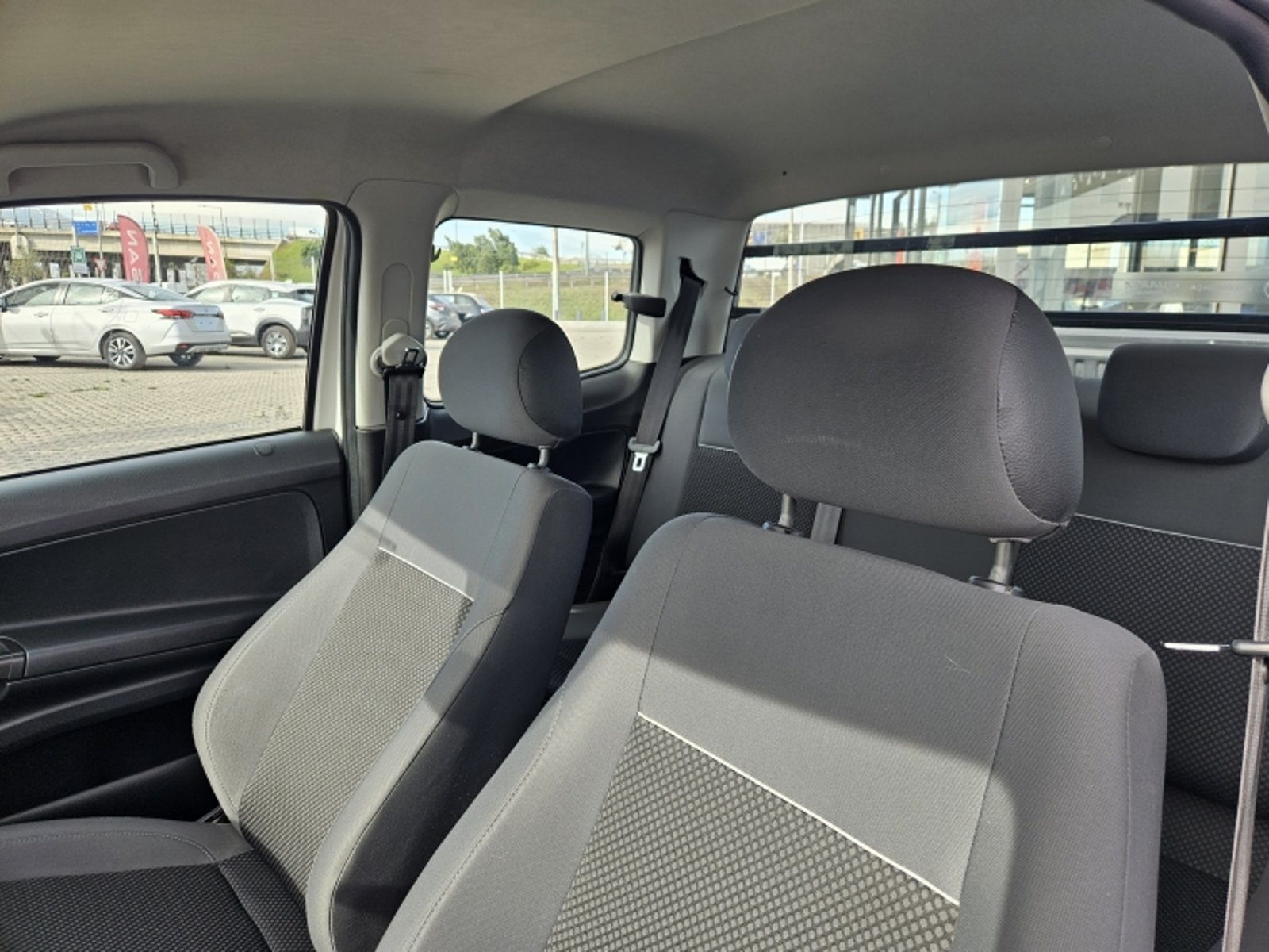 VOLKSWAGEN SAVEIRO COMFORTLINE DOB CAB 1.6 2022 - Imagen 11 de 20
