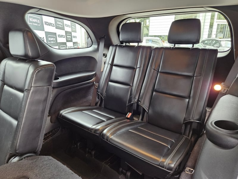 Dodge DURANGO 3.6  SXT  AT 2023 - Imagen 9 de 20