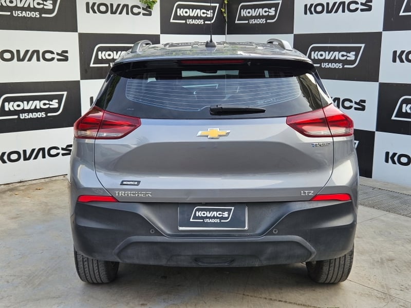 Chevrolet TRACKER 1.2T  LTZ MT 2023 - Imagen 18 de 19