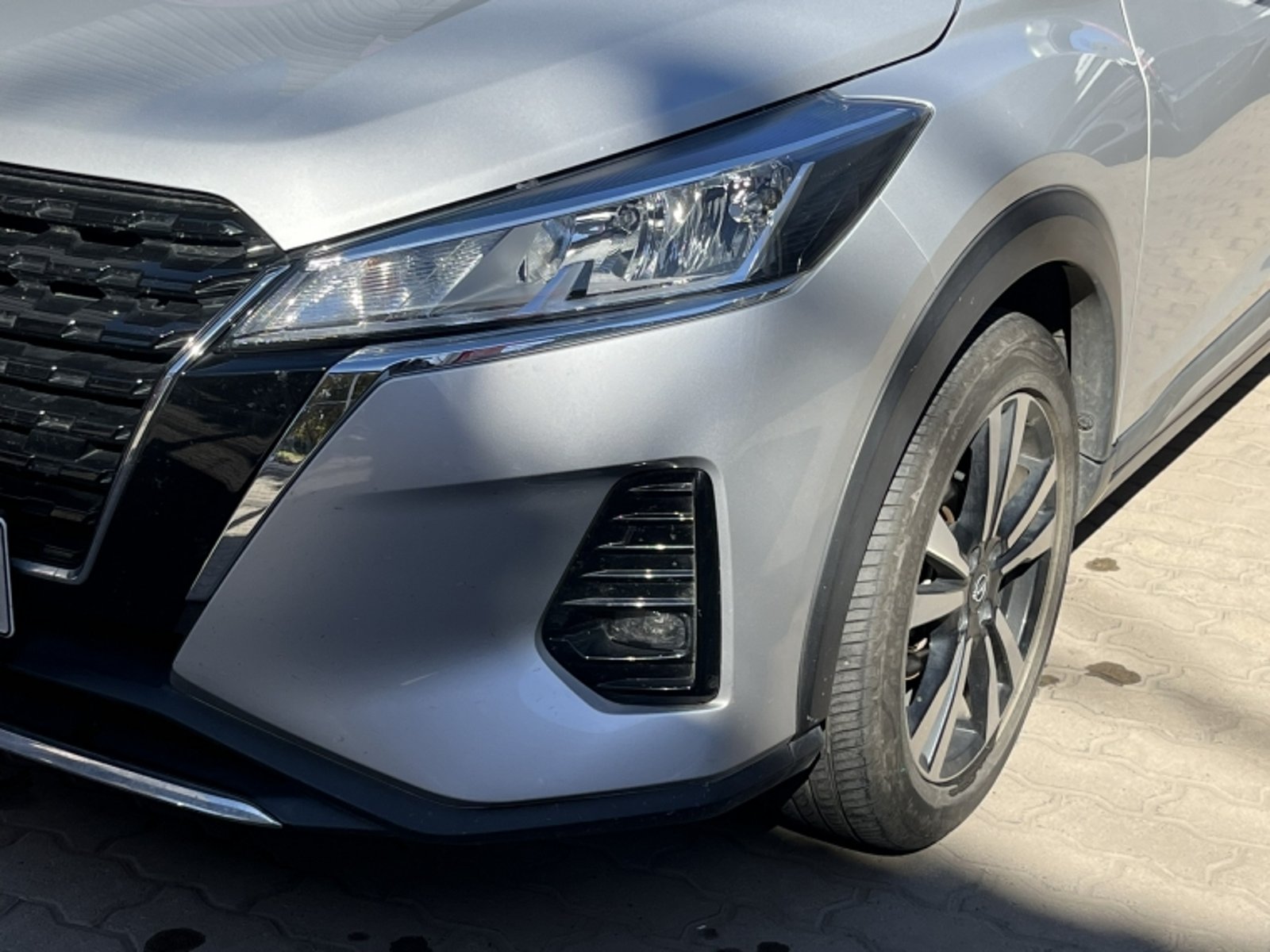 NISSAN KICKS 1.6 ADVANCE AT 2023 - Imagen 9 de 20