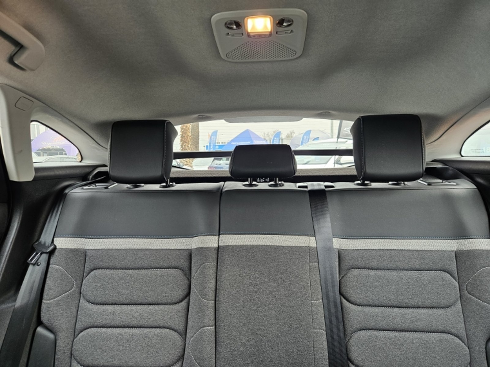 Citroën C-4 1.5 BLUEHDI 130 S&S EAT8 FEEL PACK AT DIESEL 2024 - Imagen 16 de 20