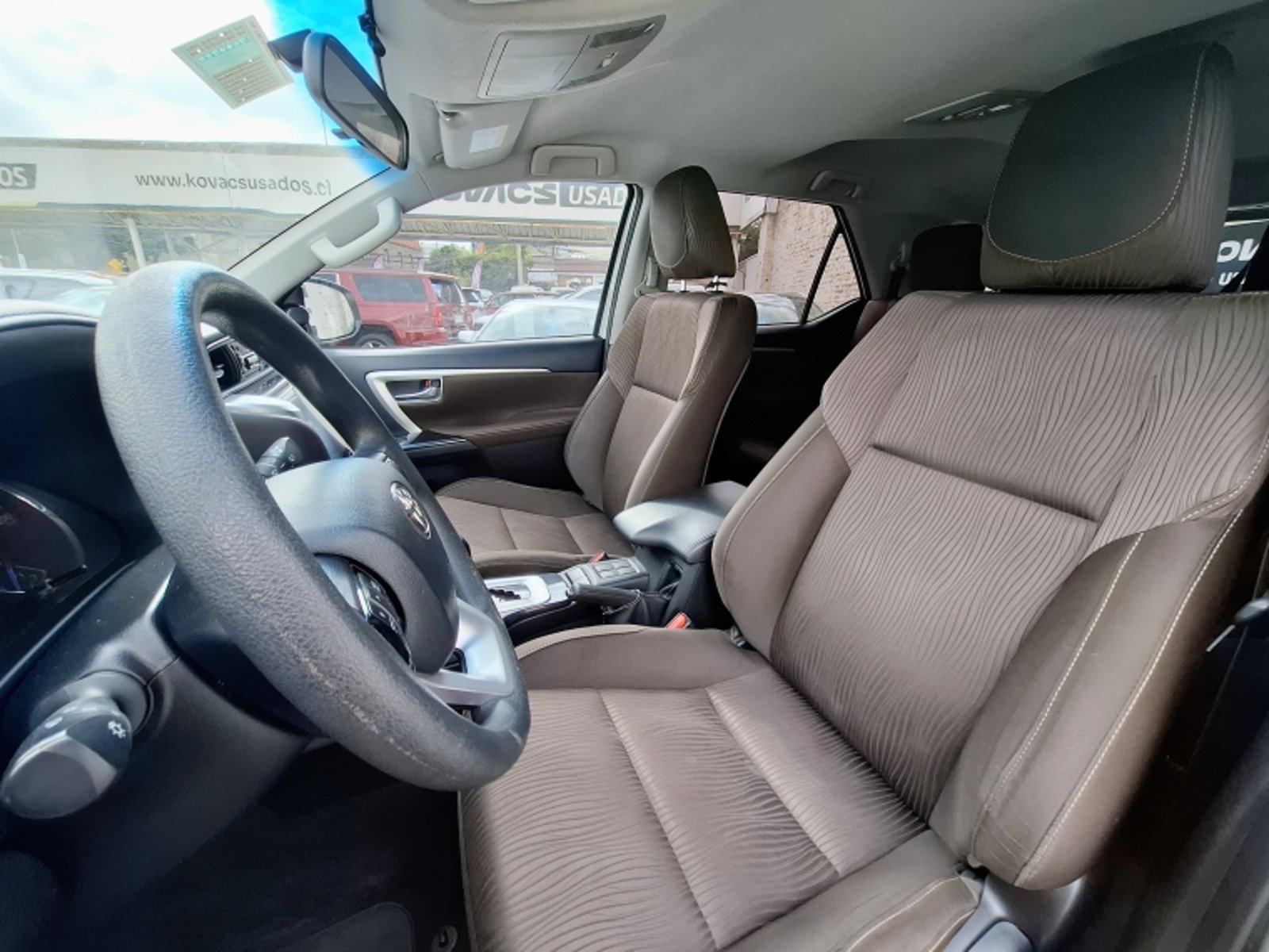 TOYOTA FORTUNER FORTUNER OTTO 2.7 AUT 4X2 2018 - Imagen 7 de 20