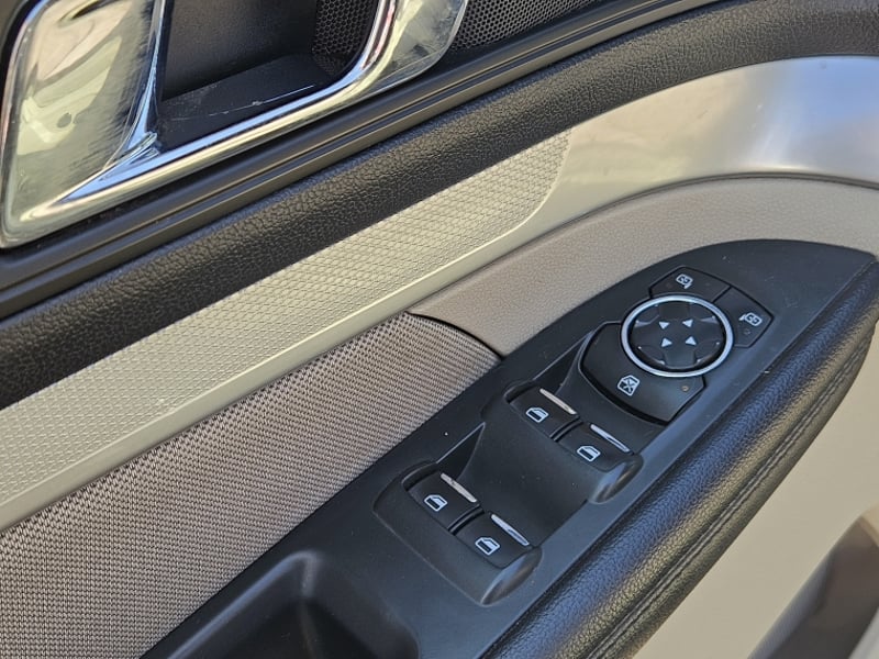 Ford EXPLORER ECOBOOST 2.3 4X2 AT 2019 - Imagen 17 de 20