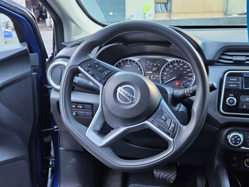Nissan VERSA 1.6 SENSE AT 2022 - Imagen 7 de 18