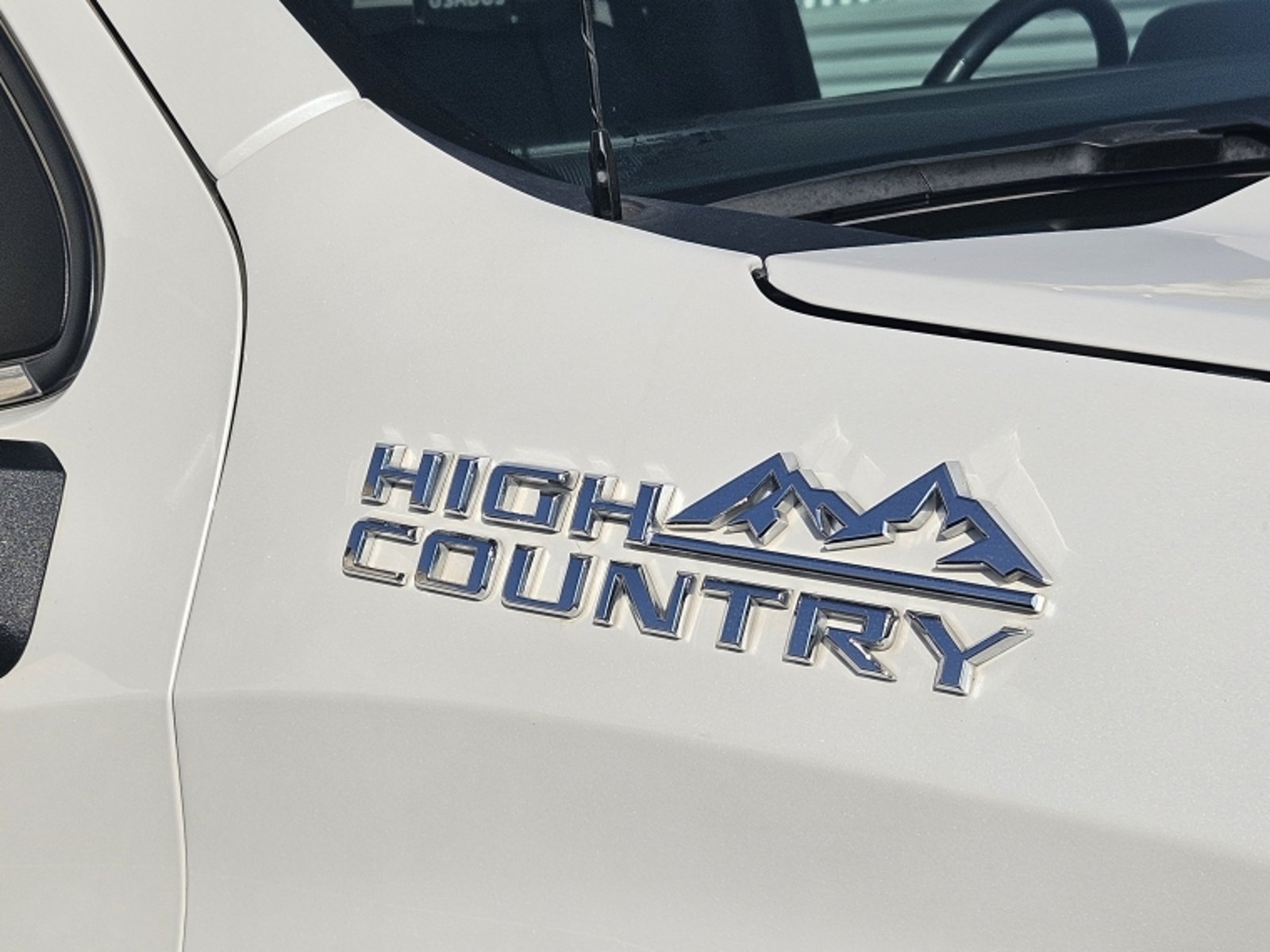 CHEVROLET SILVERADO TD HIGH COUNTRY AT 4X4 2024 - Imagen 8 de 20