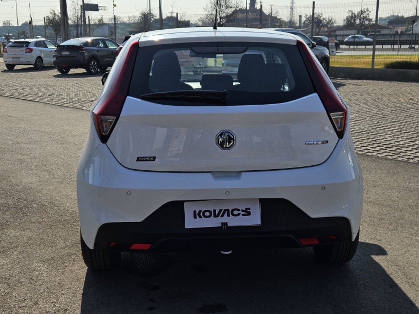 MG 3 1.5  COM  AT 2023 - Foto 5 de 17