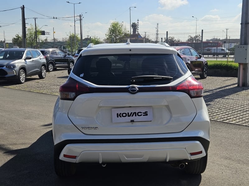 Nissan KICKS 1.6 ADVANCE MT 2024 - Imagen 5 de 19