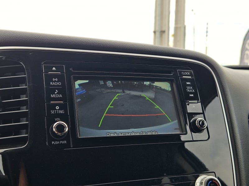 Mitsubishi OUTLANDER GLX AT 4X2 2.0 2023 - Imagen 20 de 20