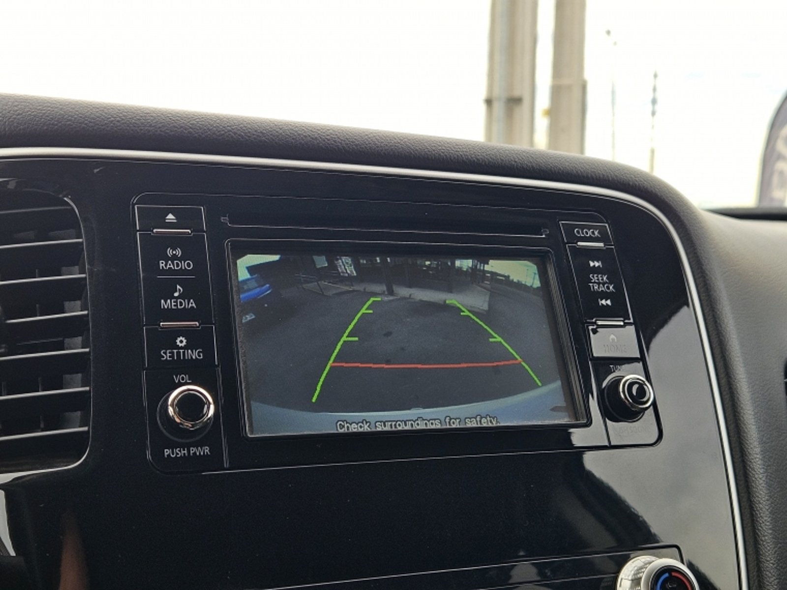 MITSUBISHI OUTLANDER GLX AT 4X2 2.0 2023 - Imagen 20 de 20