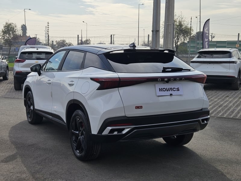OMODA C5 1.5 T LUXURY AT 2025 - Imagen 6 de 20