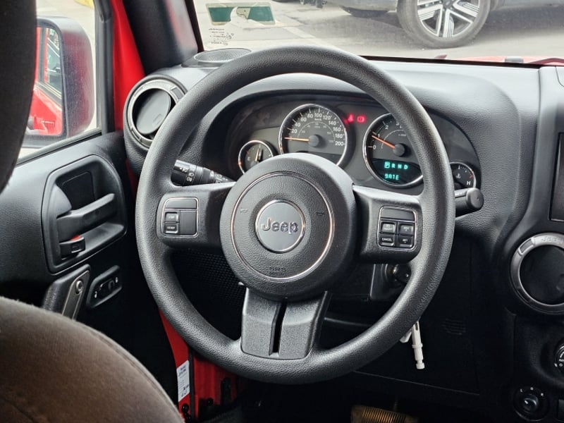 Jeep WRANGLER WRANGLER SPORT 4X4 3.6 AUT 2017 - Imagen 9 de 20