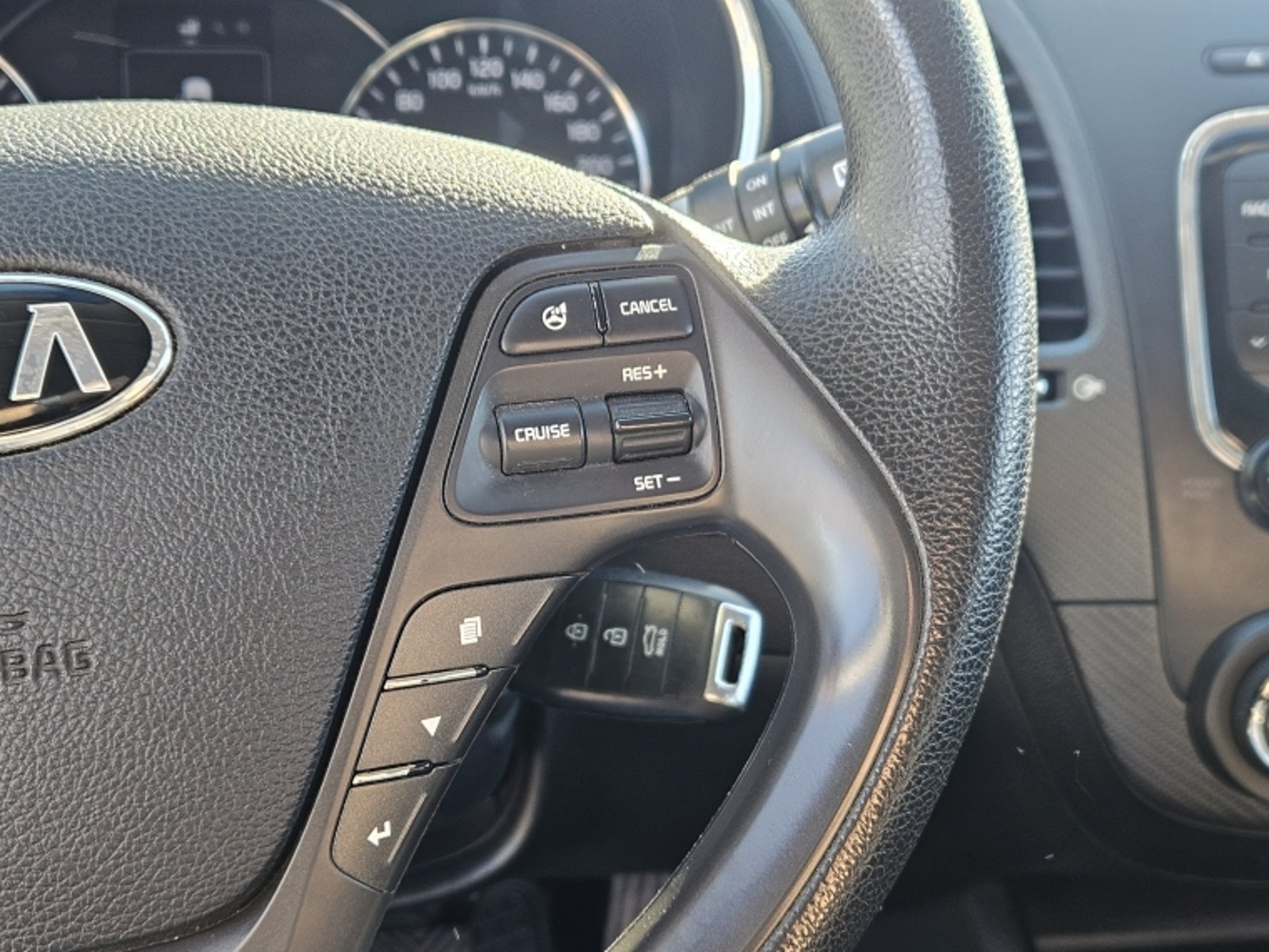 Kia CERATO 5 5 EX MT 1.6 2019 - Imagen 18 de 18
