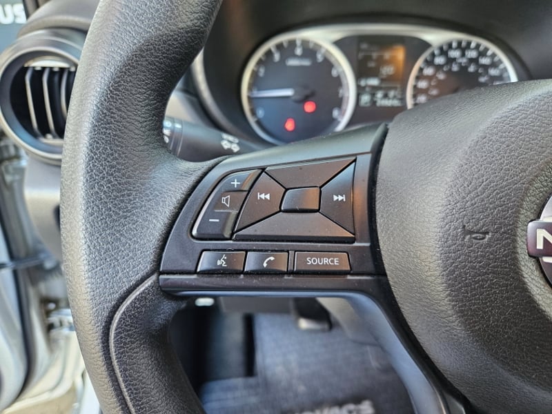 Nissan VERSA 1.6 SENSE AT 2024 - Imagen 18 de 19