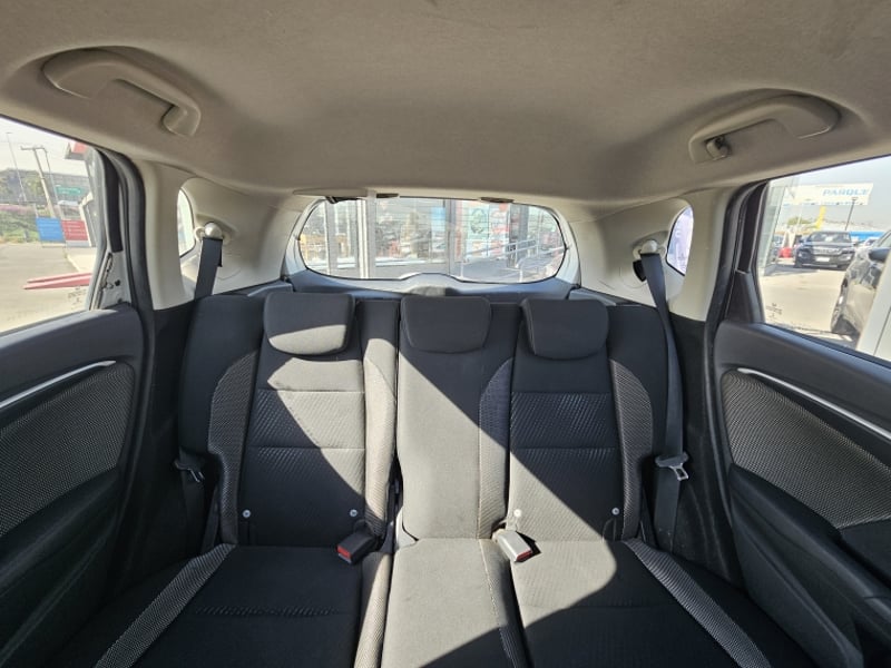 Honda WR-V WR V LX AUT 1.5 2020 - Imagen 16 de 19