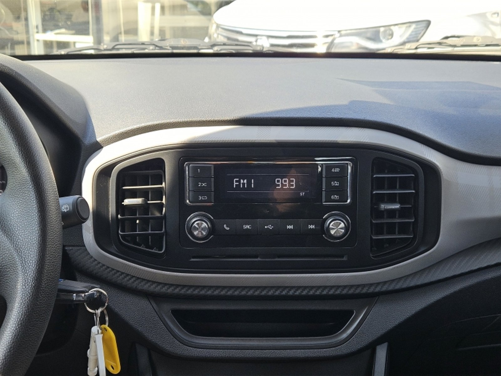 MG 3 1.5  COM  AT 2023 - Imagen 10 de 16