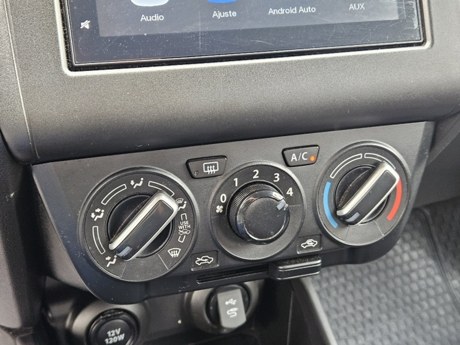 Suzuki SWIFT GLX 1.2 MT 2023 - Imagen 19 de 20