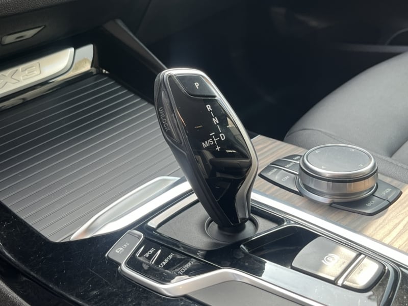 BMW X3 SDRIVE20I URBAN AT 2020 - Imagen 15 de 20