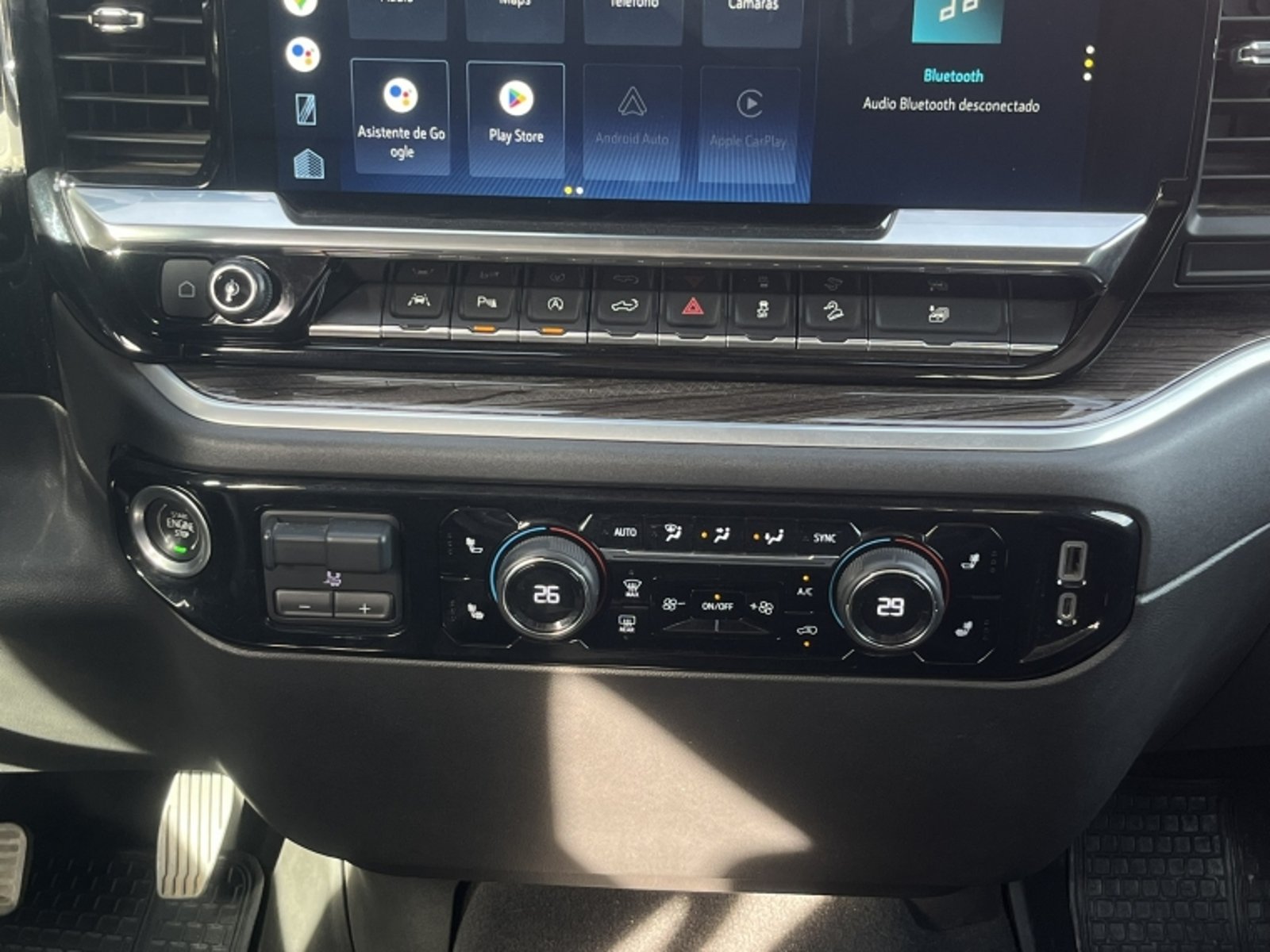 CHEVROLET SILVERADO TB 4WD 5.3 2023 - Imagen 18 de 20