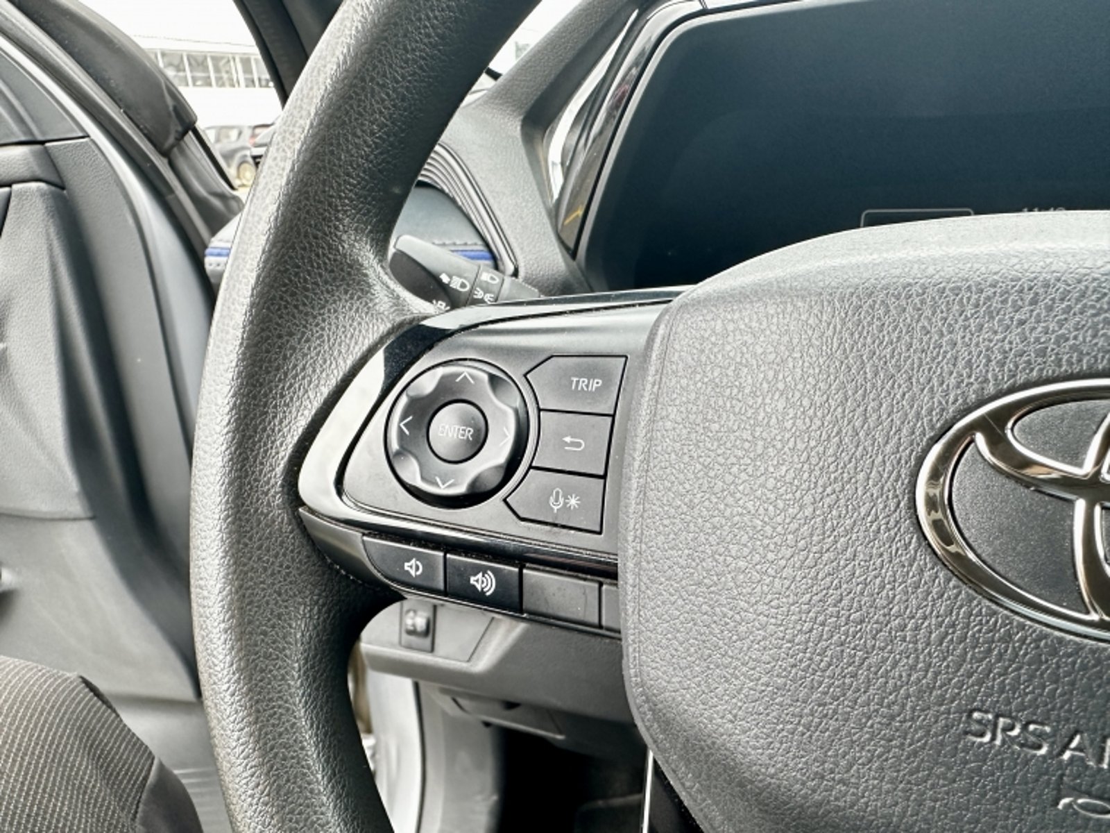 Toyota YARIS 1.5 XG AT 2024 - Imagen 12 de 18