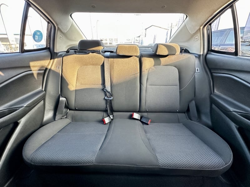 Chevrolet ONIX SEDAN LTZ 1.0 MT 2023 - Imagen 17 de 18