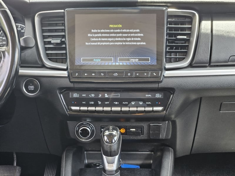 Mazda BT-50 3.0 HIGH PLUS AT 4X4 DIESEL 2022 - Imagen 10 de 20