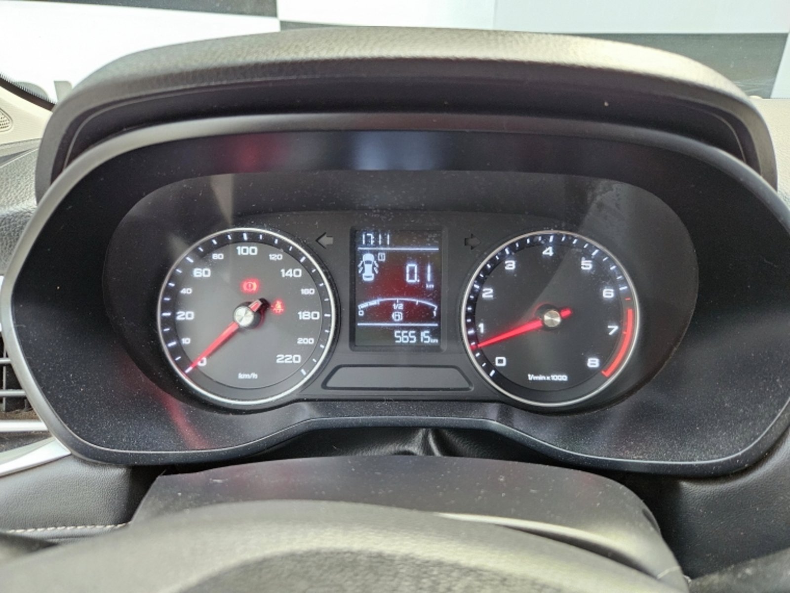 MG 5 1.5  COM  MT 2021 - Imagen 15 de 19