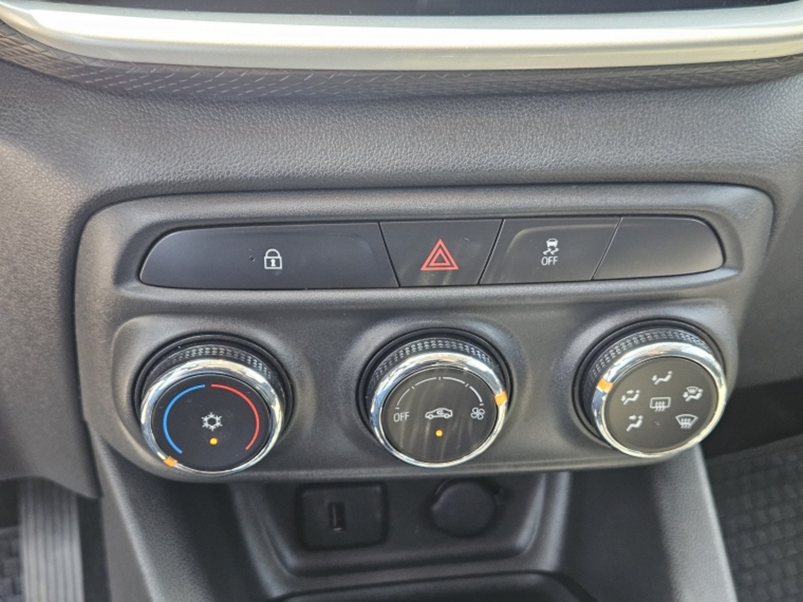 CHEVROLET TRACKER LS 1.2 MT 2022 - Imagen 18 de 19