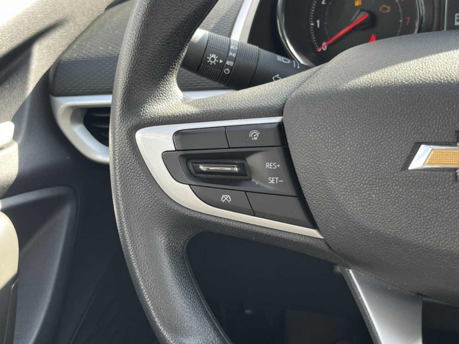 CHEVROLET TRACKER LS MT 2024 - Imagen 17 de 20