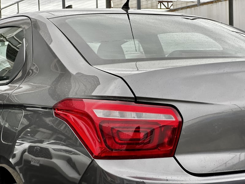 Citroën C-ELYSEE 1.6 HDI 92 SHINE MT DIESEL 2020 - Imagen 8 de 18