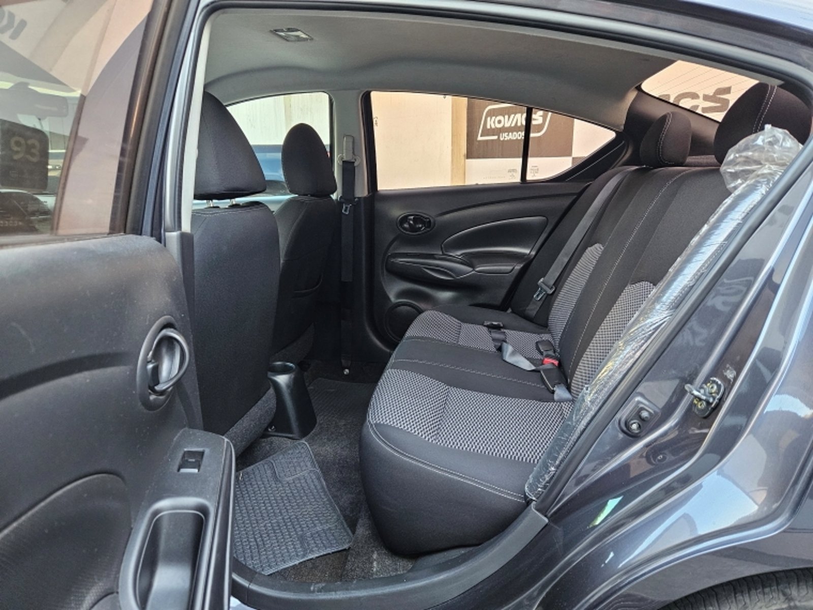 NISSAN VERSA 1.6  SENSE  MT 2021 - Foto 5 de 18