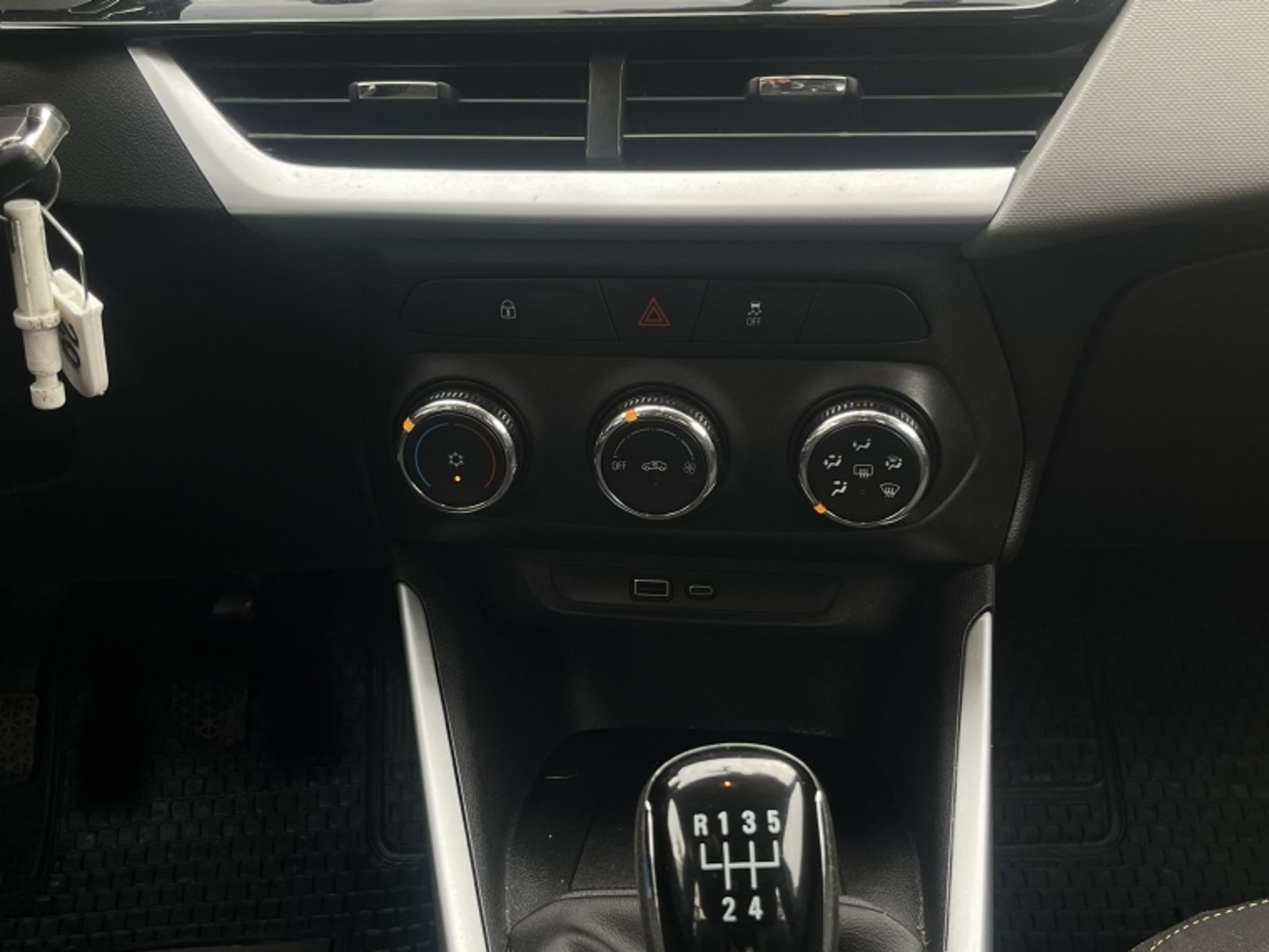CHEVROLET MONTANA LT 2024 - Imagen 20 de 20