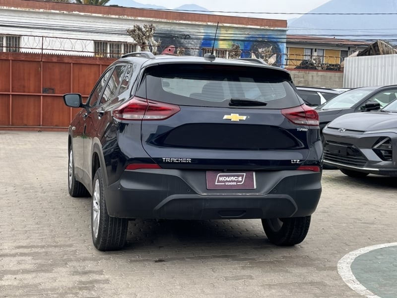 Chevrolet TRACKER 1.2T LTZ MT 2023 - Imagen 3 de 20