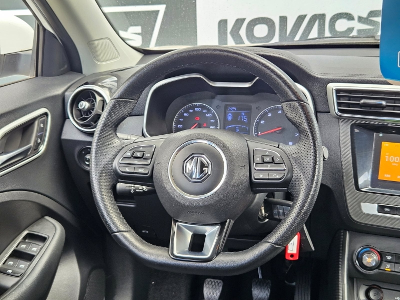 MG ZS 1.5 COM MT 2022 - Imagen 8 de 19