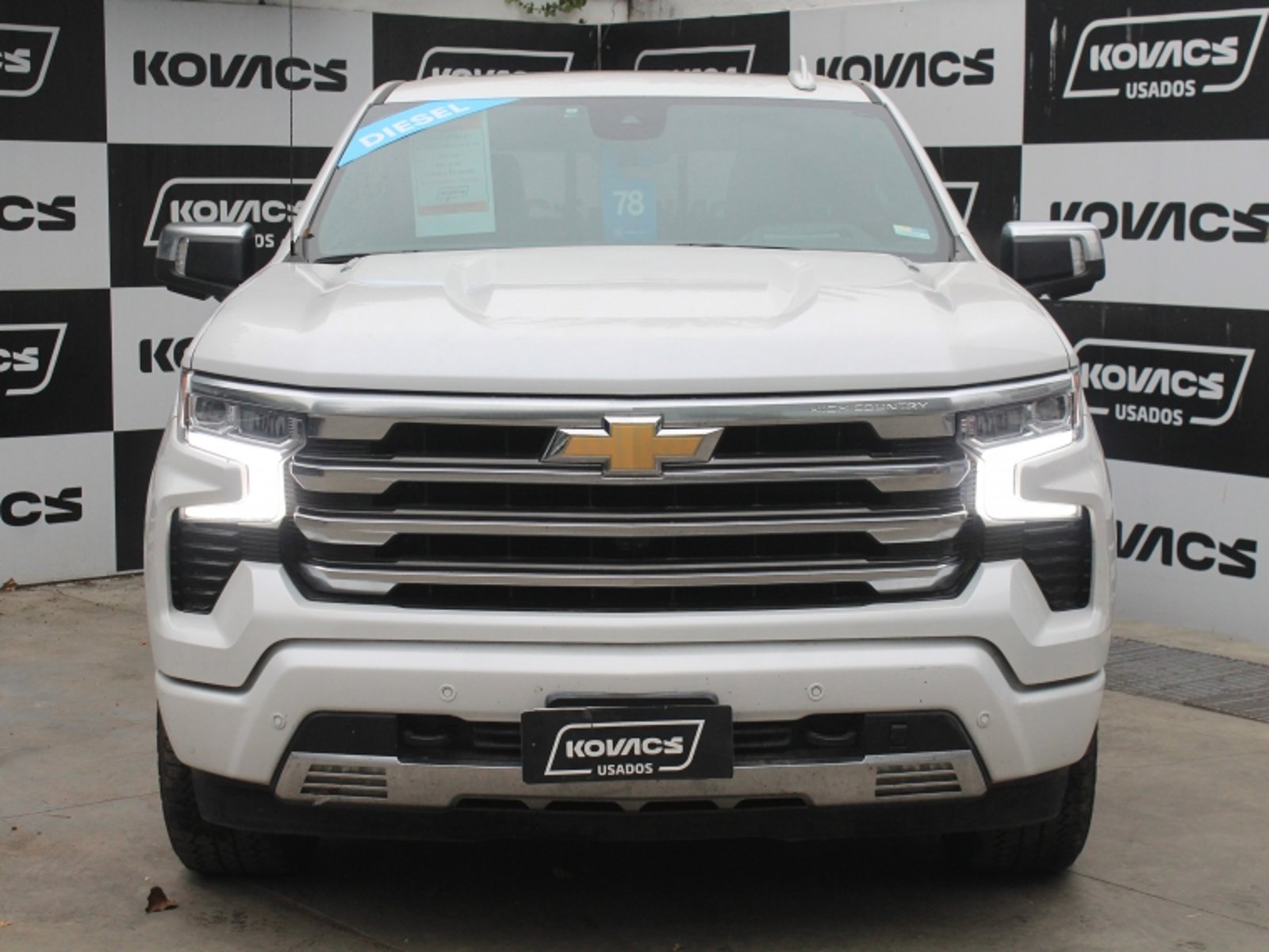 CHEVROLET SILVERADO 3.0 TD HIGH CONTRY AT 4X4 DIESEL 2025 - Imagen 3 de 20