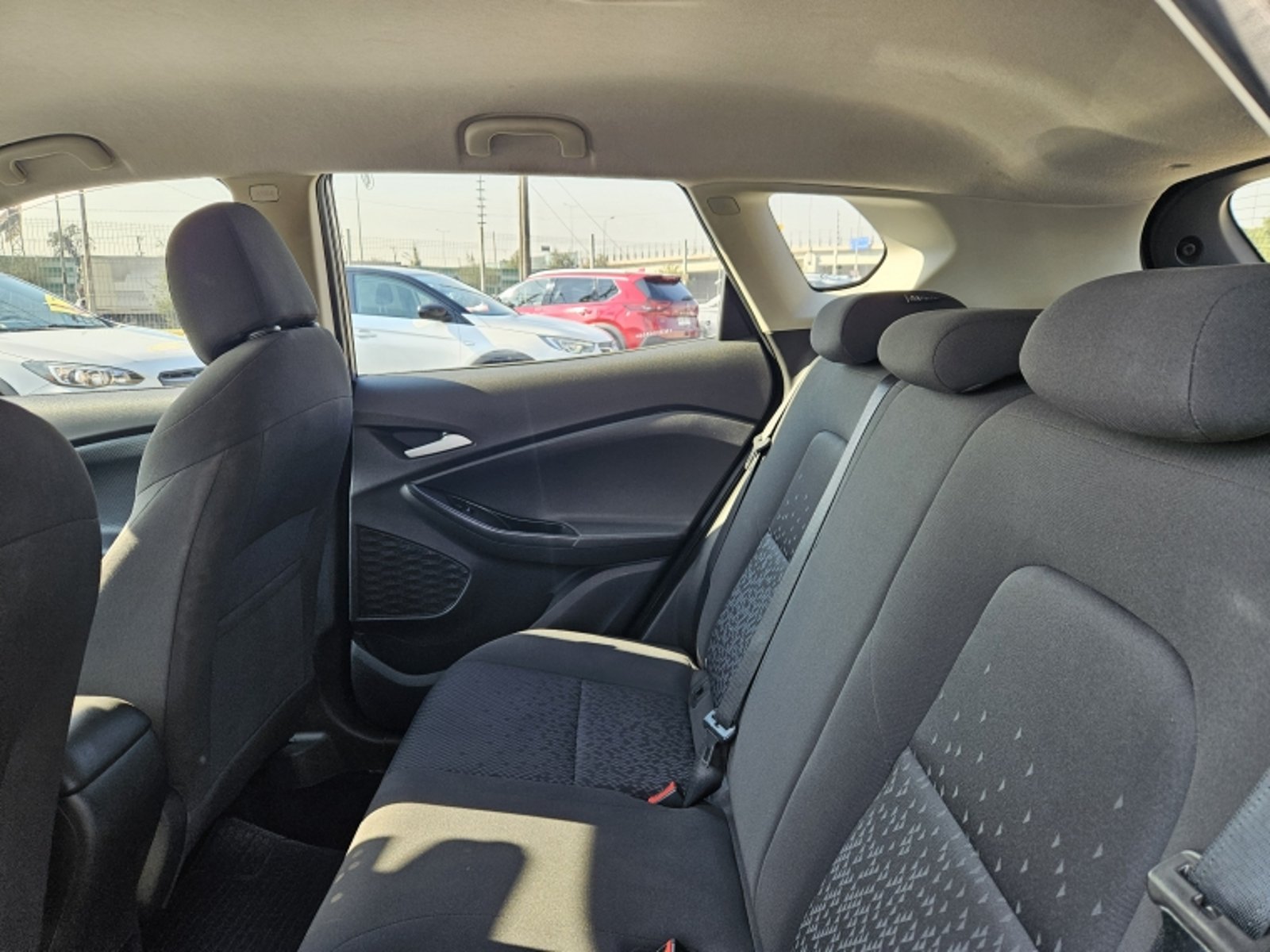 CHEVROLET TRACKER LS MT 1.2 2022 - Imagen 8 de 20