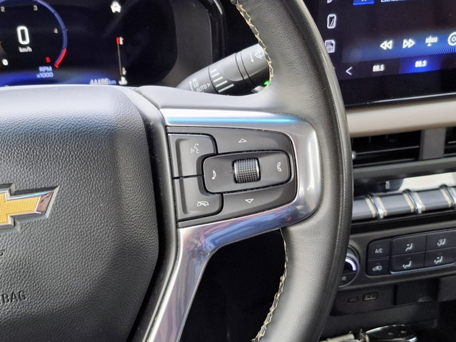 Chevrolet COLORADO 2.8 HIGH COUNTRY AT 4X4 DIESEL 2024 - Imagen 13 de 20