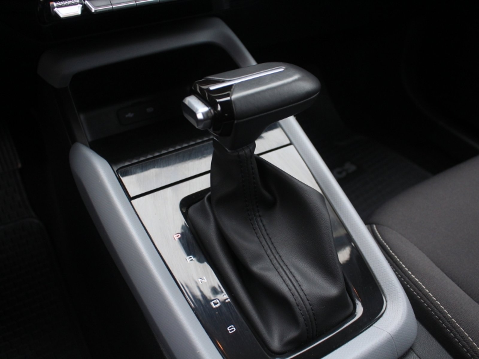 Chevrolet SAIL 1.5  NB  CVT 2024 - Imagen 15 de 18