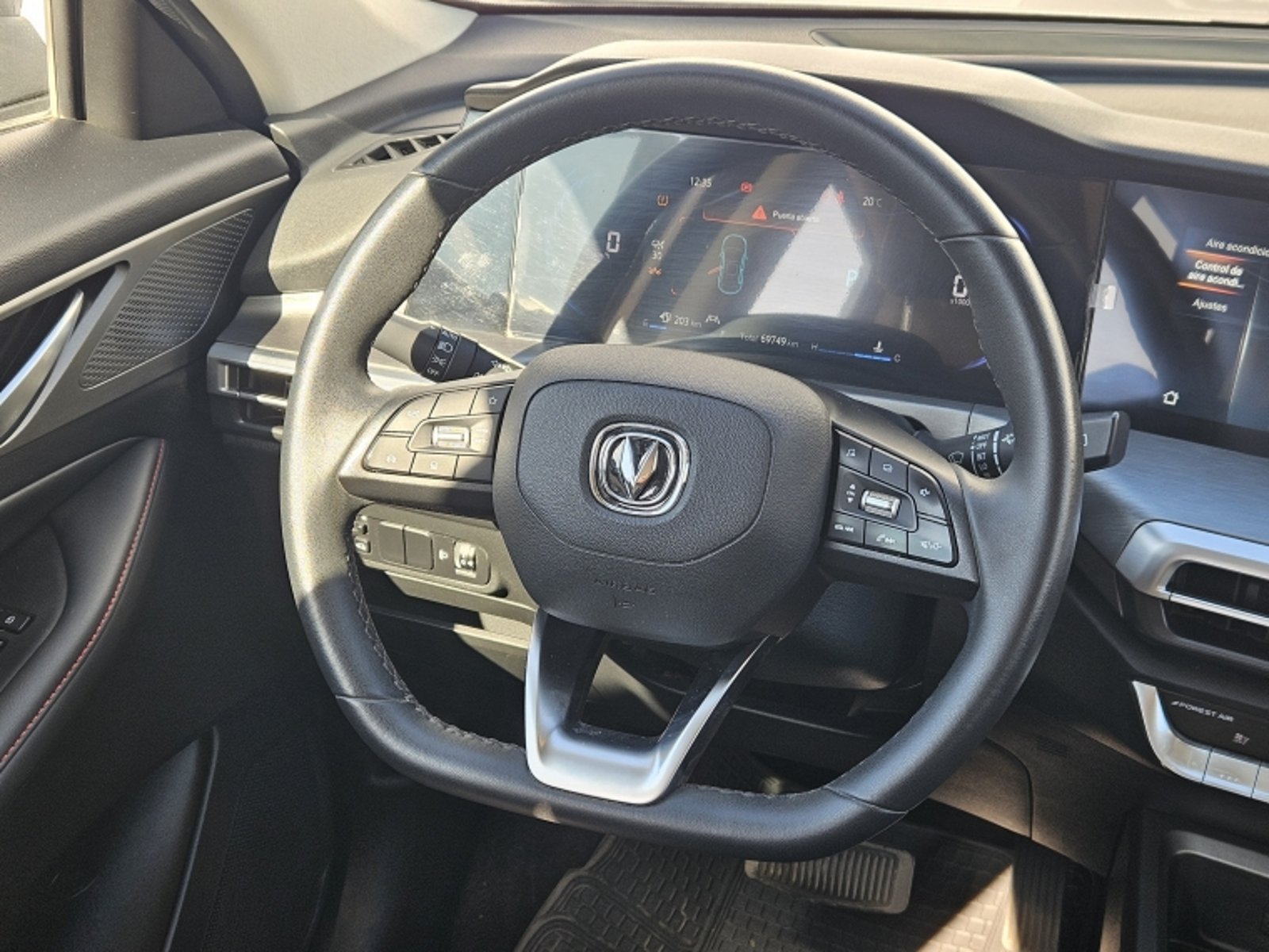 CHANGAN CS35 PLUS ELITE AT 2023 - Imagen 10 de 20