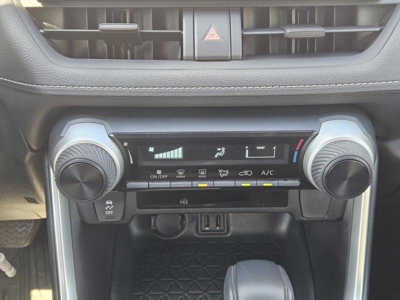 Toyota RAV4 2.0 LE AT 2024 - Imagen 15 de 20