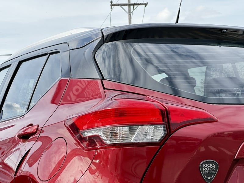 Nissan KICKS 1.6  ADVANCE  ROCK EDITION  MT 2020 - Imagen 8 de 18