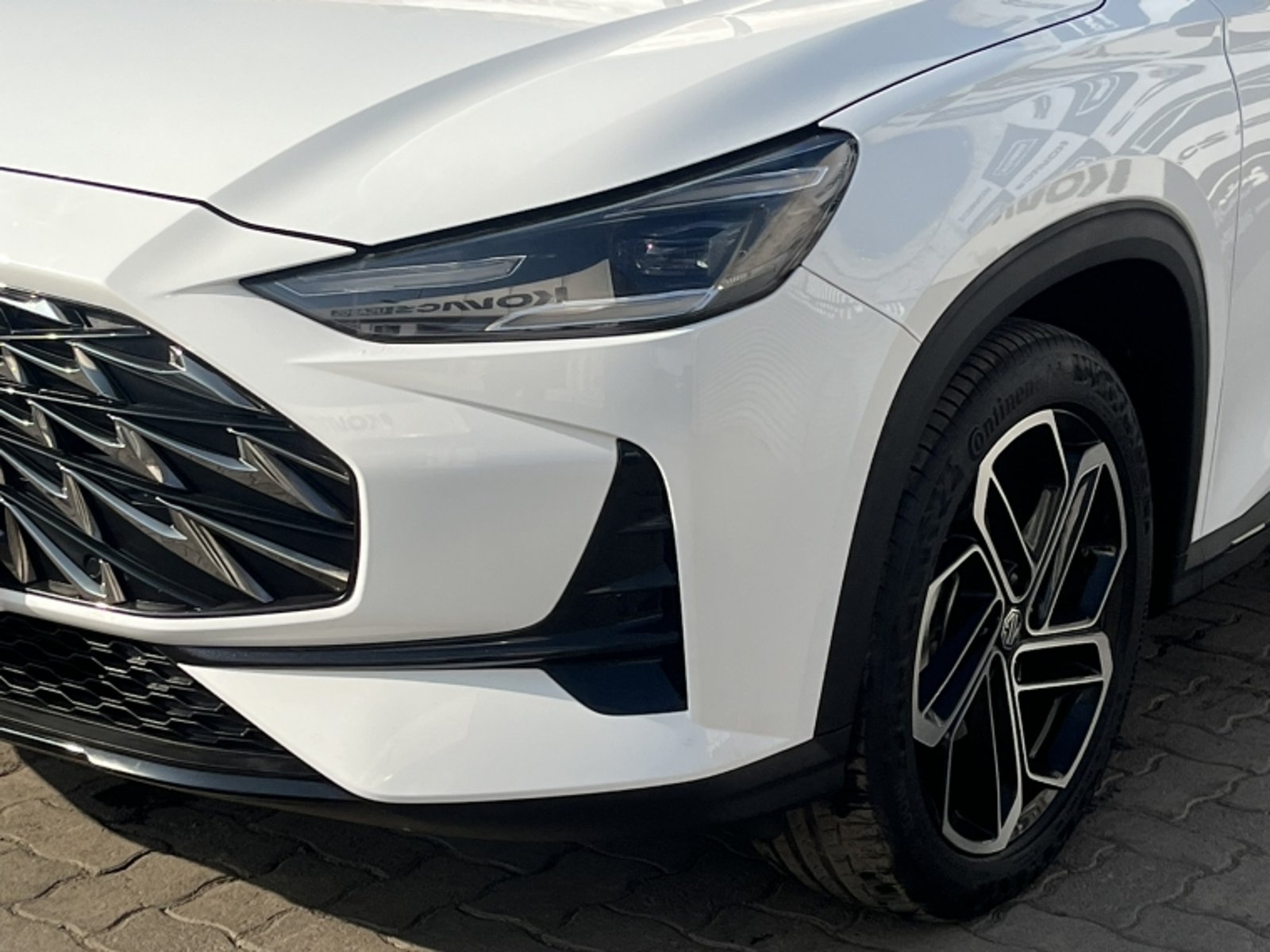 MG ONE DLX AT 2023 - Imagen 9 de 20