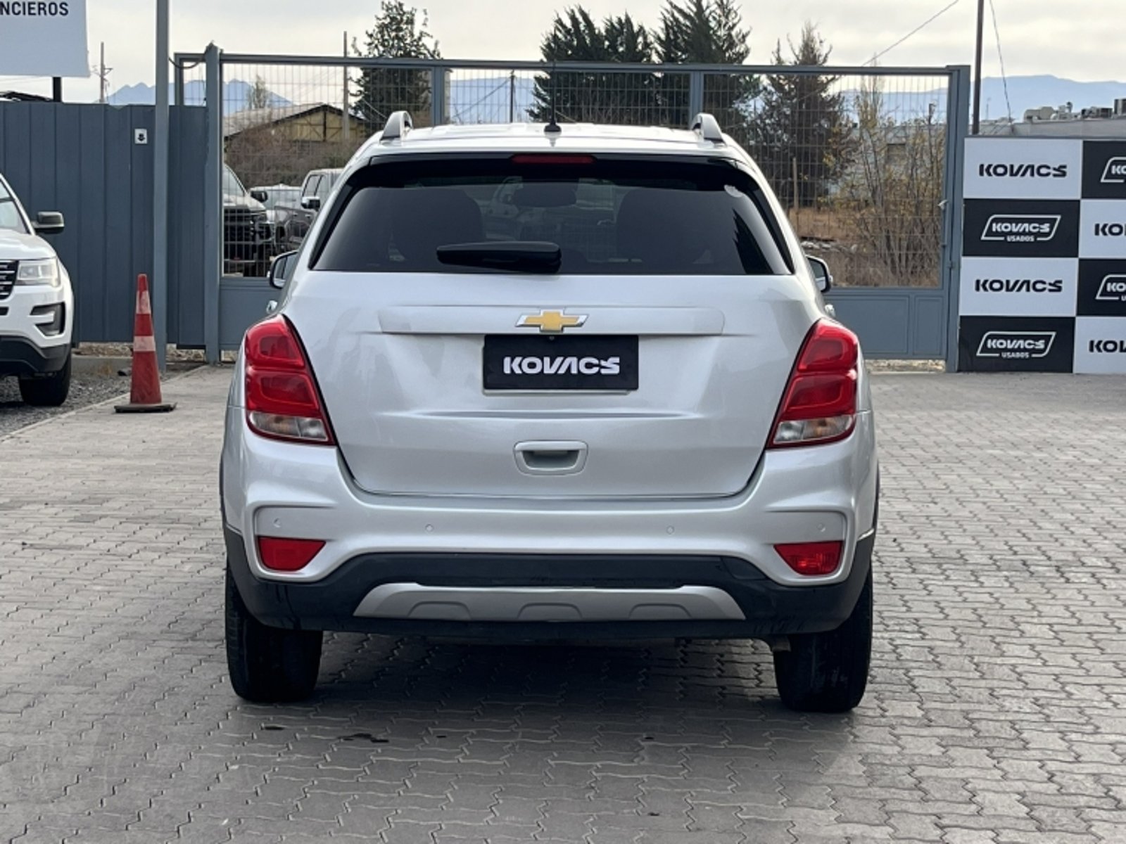 CHEVROLET TRACKER TRACKER LT 1.8 2018 - Imagen 4 de 20
