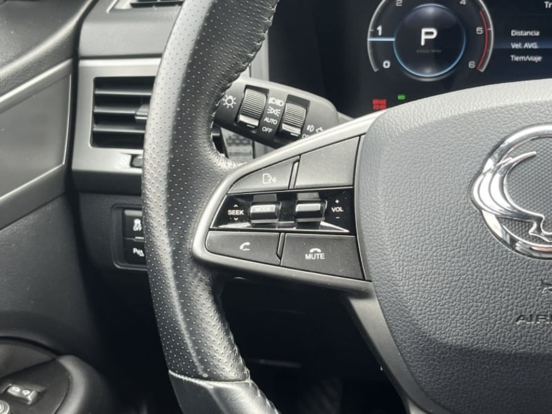 SsangYong MUSSO 2.2 LIMITED PLUS AT 4X4 DIESEL 2023 - Imagen 19 de 20
