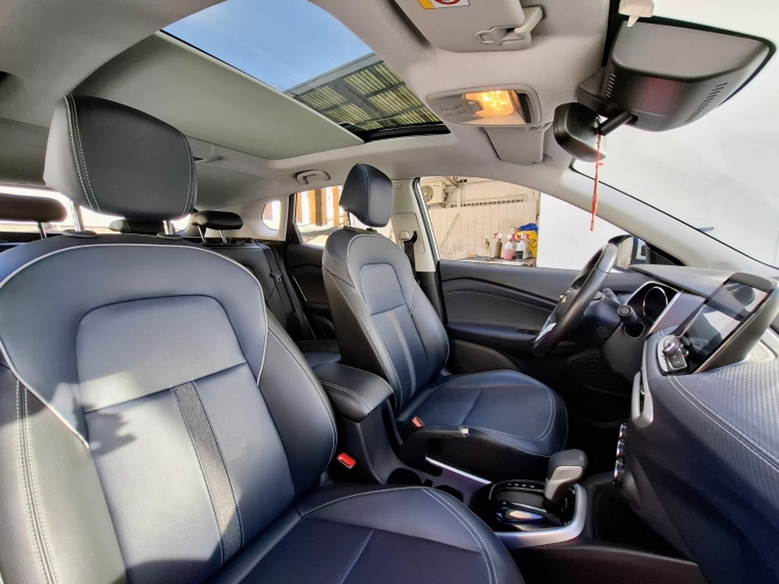CHEVROLET TRACKER PREMIER AT 2024 - Imagen 17 de 20