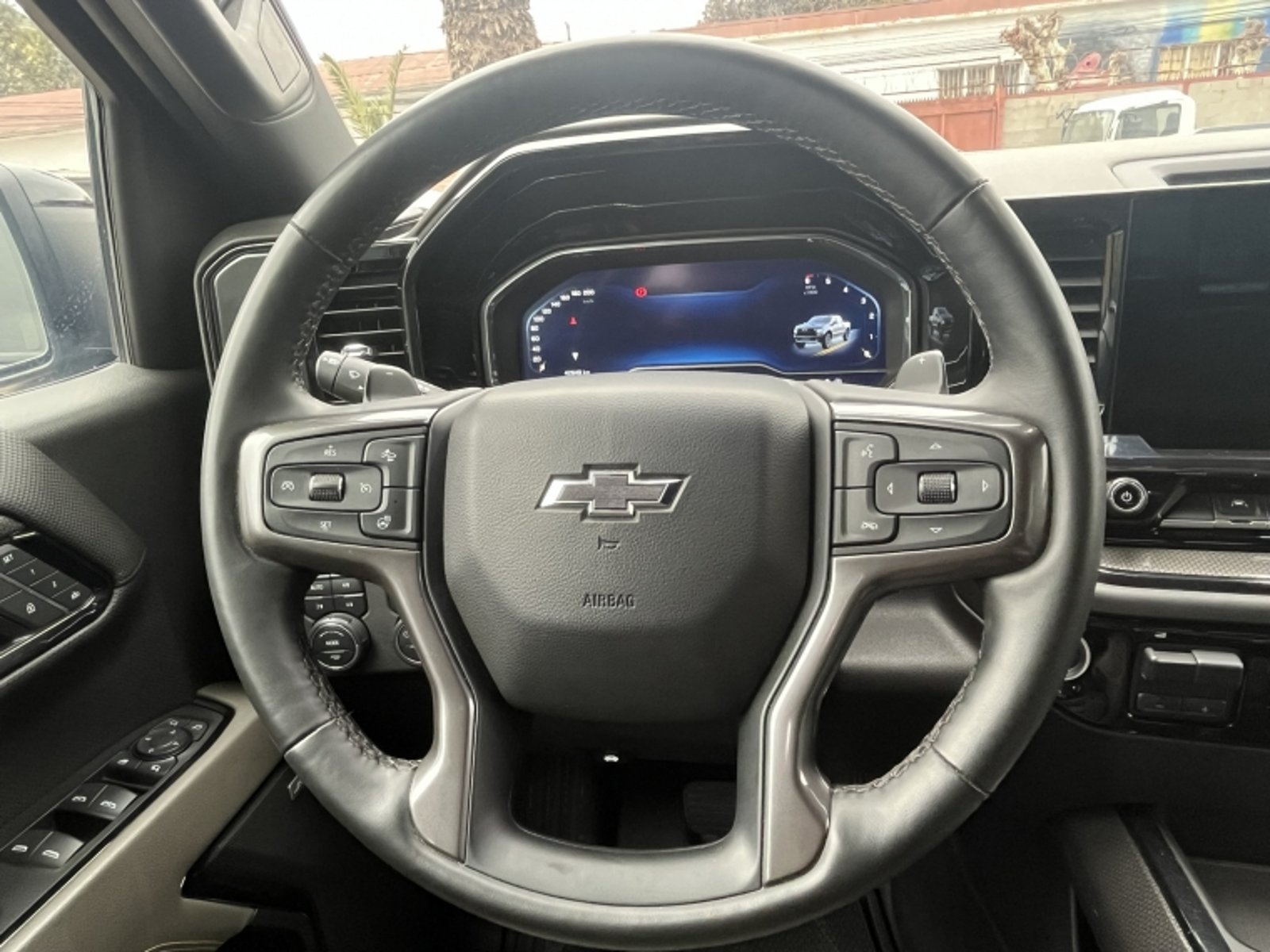 Chevrolet SILVERADO 6.2 ZR2 AT 4X4 2024 - Imagen 16 de 20