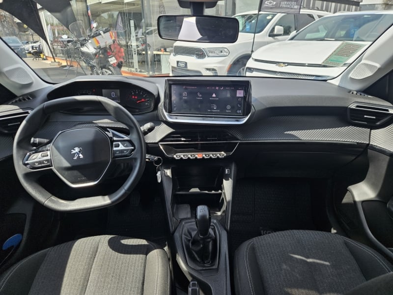 Peugeot 208 STYLE PURETECH 75 1.2 2024 - Imagen 9 de 20